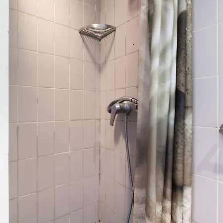 Apartman Beautiful Spacious And Bright Apt