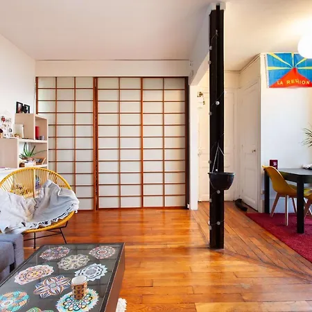 Beautiful Spacious And Bright Apt